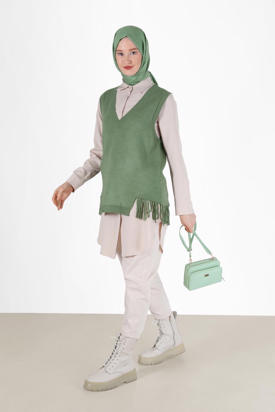 Tesettür giyim YEŞİL PÜSKÜL DETAYLI TRİKO SÜVETER 14541 