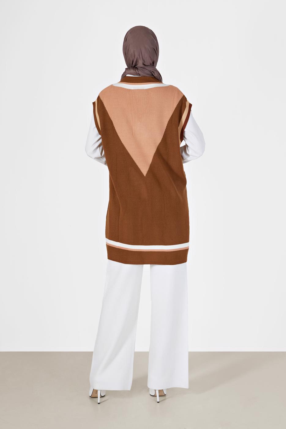 Tesettür giyim KAHVE ÜÇ RENK V YAKA SÜVETER 15541 