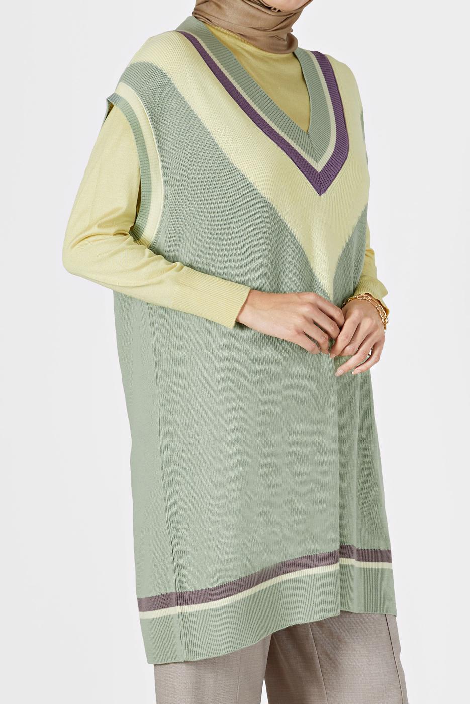 Tesettür giyim YEŞİL ÜÇ RENK V YAKA SÜVETER 15541 