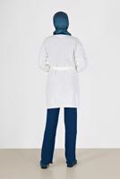 Vêtements hijab BLANC CARDIGAN EN MAILLE AVEC CEINTURE À ILLETS 23541