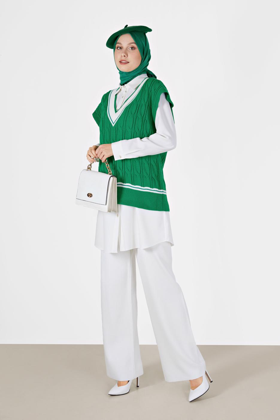 Tesettür giyim YEŞİL ÖRGÜ DESENLİ TRİKO SÜVETER 2527 