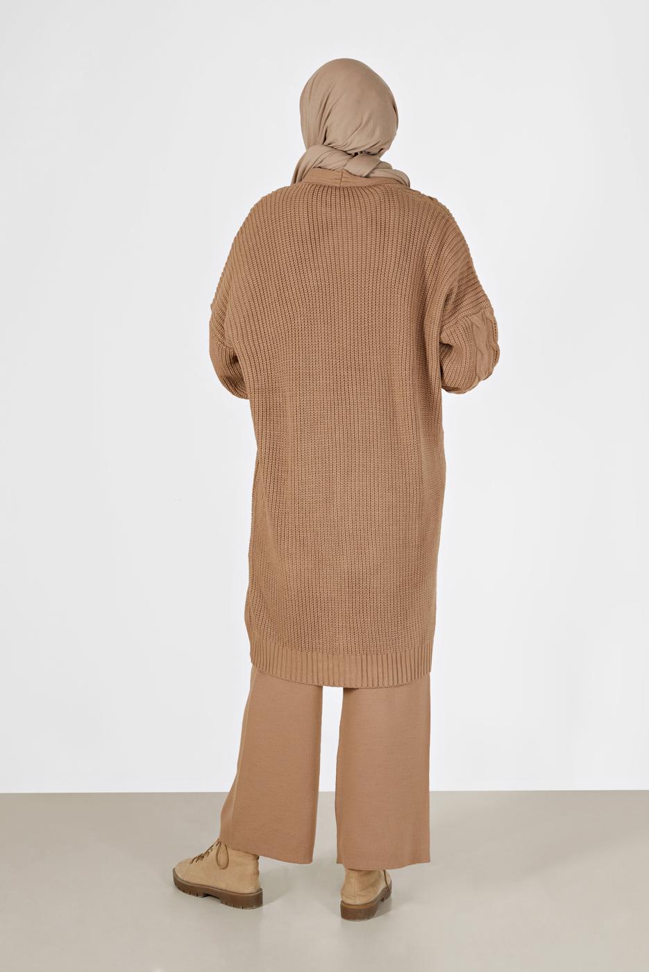 Tesettür giyim KAHVE ÖRGÜ DESENLİ HIRKA 6327 