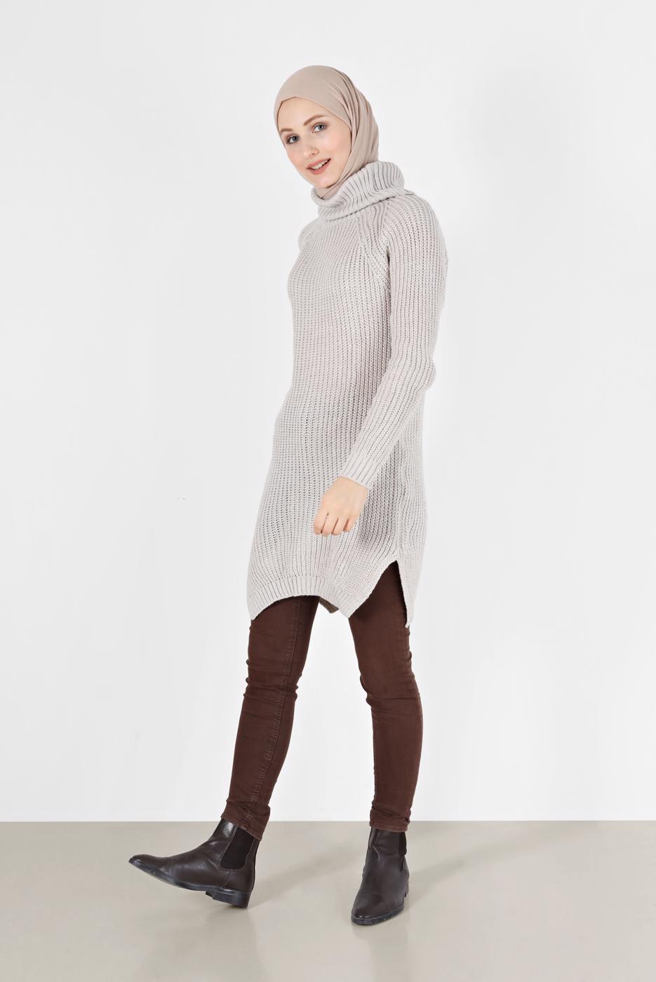 Tesettür giyim KREM BALIKÇI YAKA TRİKO TUNİK 7412 