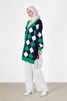 Tesettür giyim LACİVERT KARE DESENLİ DÜĞMELİ HIRKA 9527 