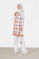 Tesettür giyim BEYAZ KARE DESENLİ DÜĞMELİ HIRKA 9527 