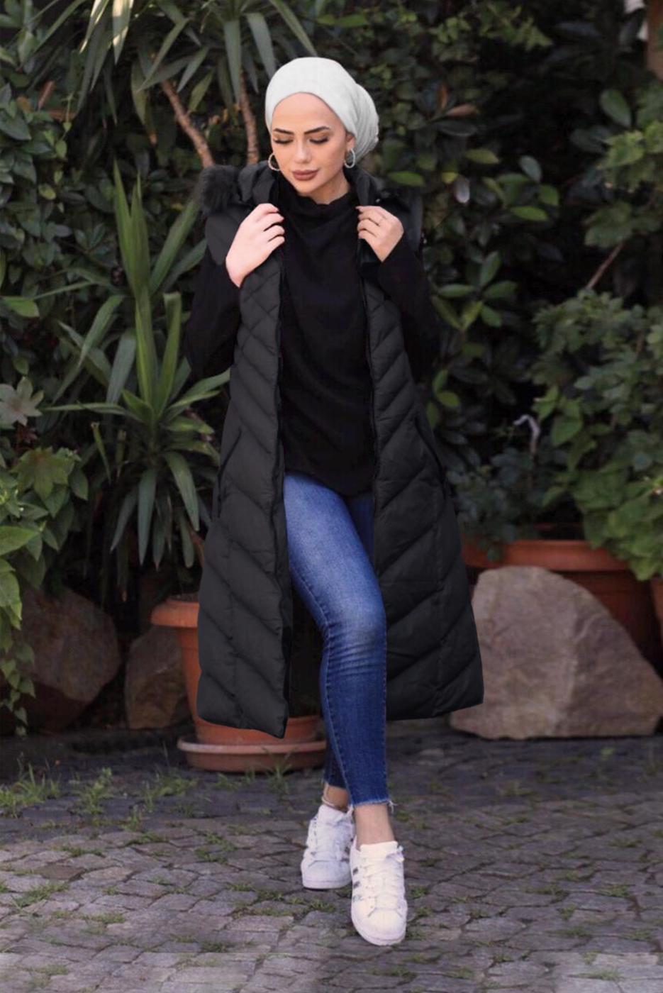 Tesettür giyim SİYAH KAPÜŞONLU KAPİTONE ŞİŞME YELEK 0021	