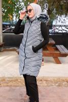 Tesettür giyim GRİ KAPÜŞONLU KAPİTONE ŞİŞME YELEK 0021	