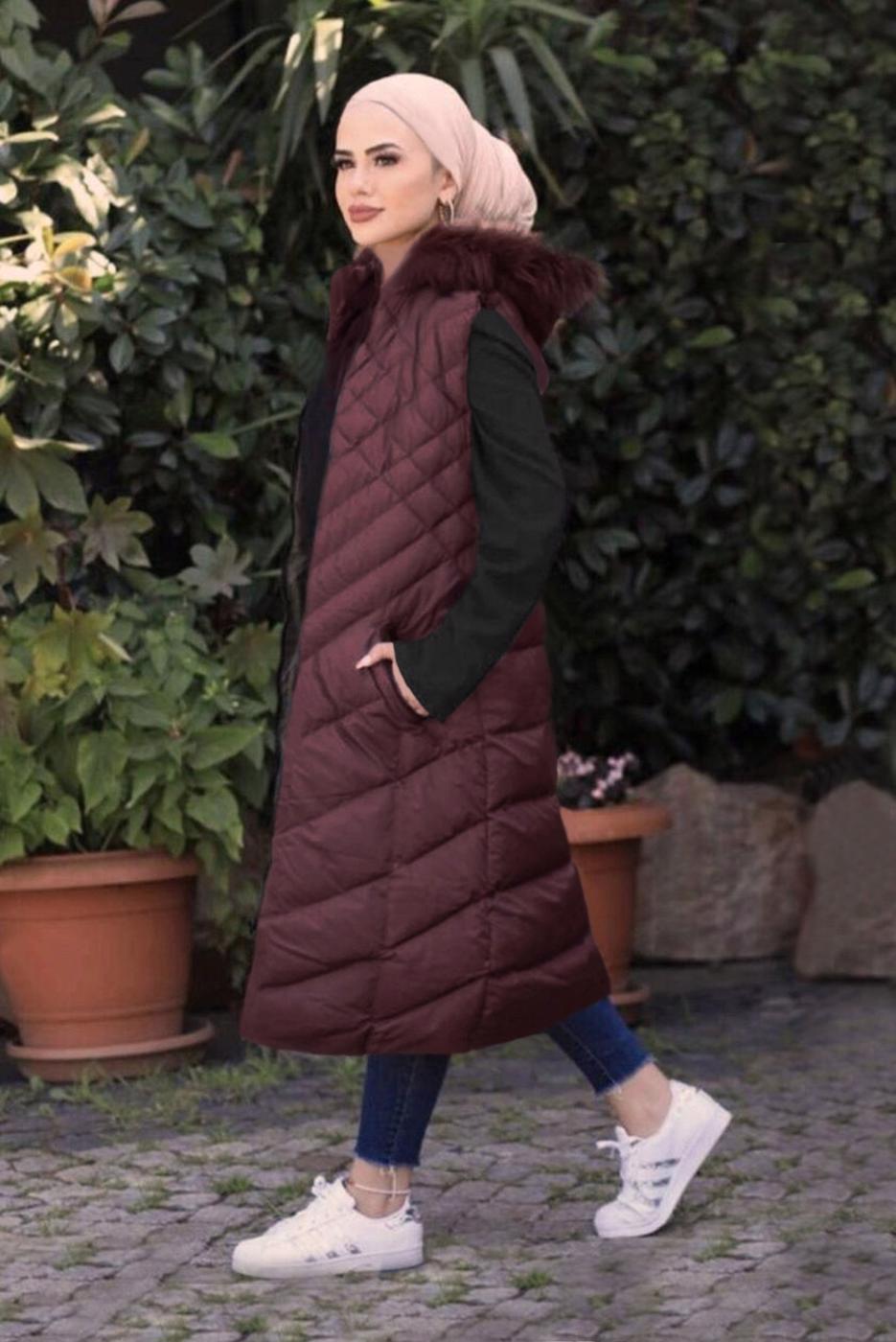 Tesettür giyim BORDO KAPÜŞONLU KAPİTONE ŞİŞME YELEK 0021	