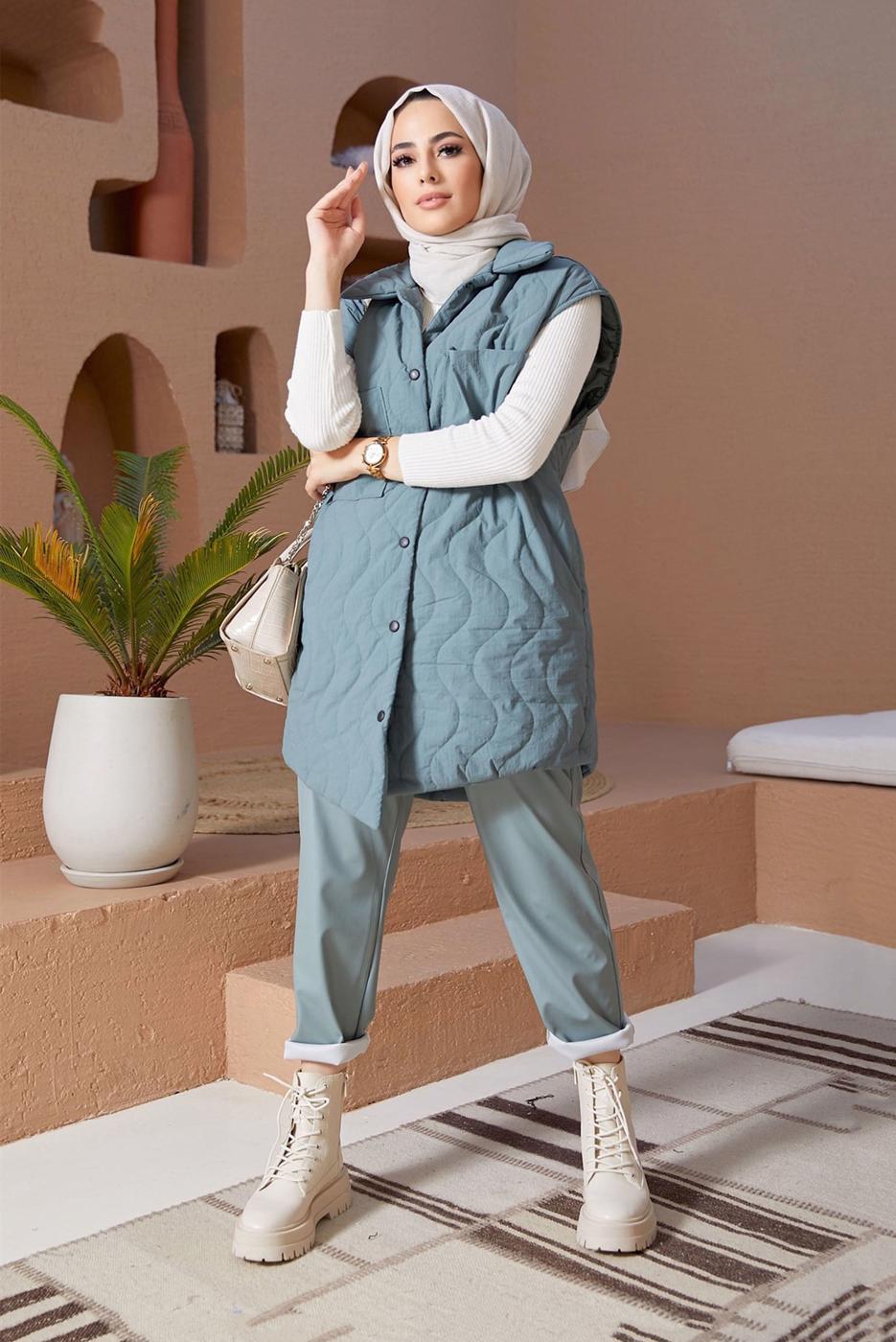 Hijab clothing BLUE SNAP DETAIL QUILTED GILET 0520 