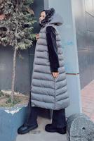 Tesettür giyim GRİ KÜRK DETAYLI KAPÜŞONLU ŞİŞME YELEK 841 