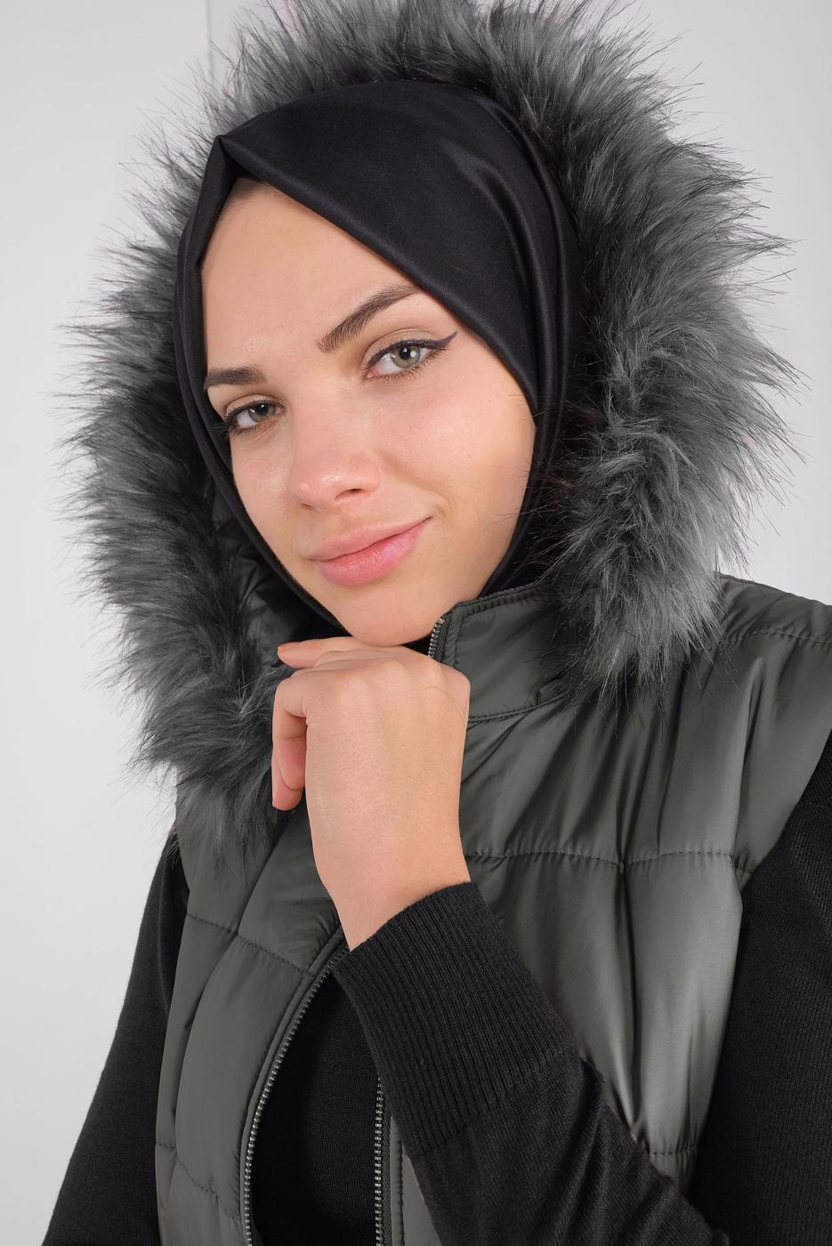 Tesettür giyim GRİ KEMERLİ KAPÜŞONLU ŞİŞME YELEK 90121 