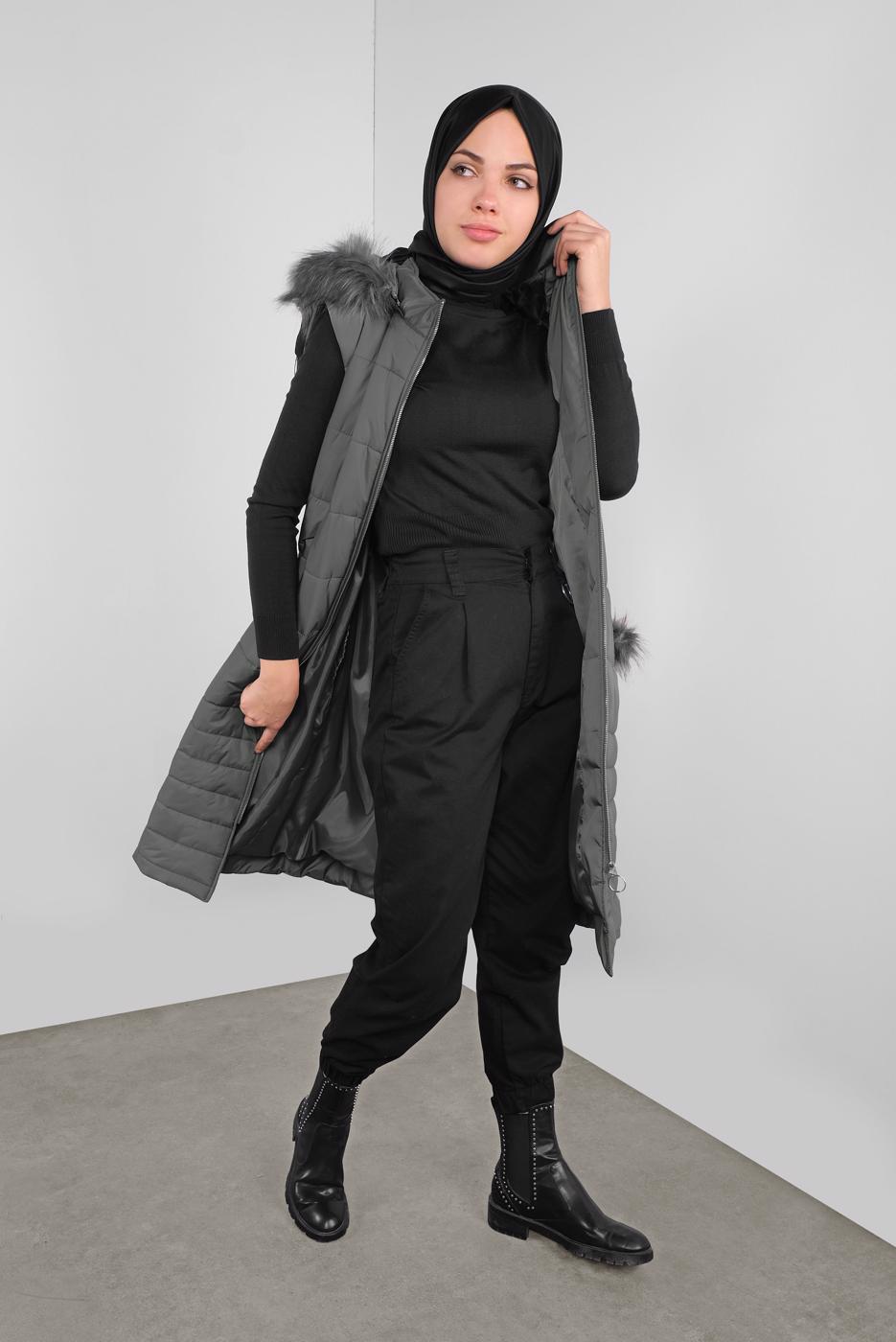 Tesettür giyim GRİ KEMERLİ KAPÜŞONLU ŞİŞME YELEK 90121 