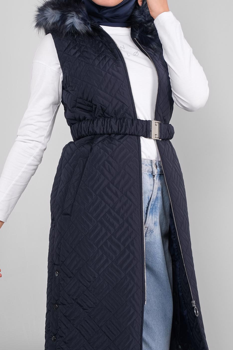 Tesettür giyim LACİVERT KENDİNDEN DESENLİ KEMERLİ ŞİŞME YELEK 90171 