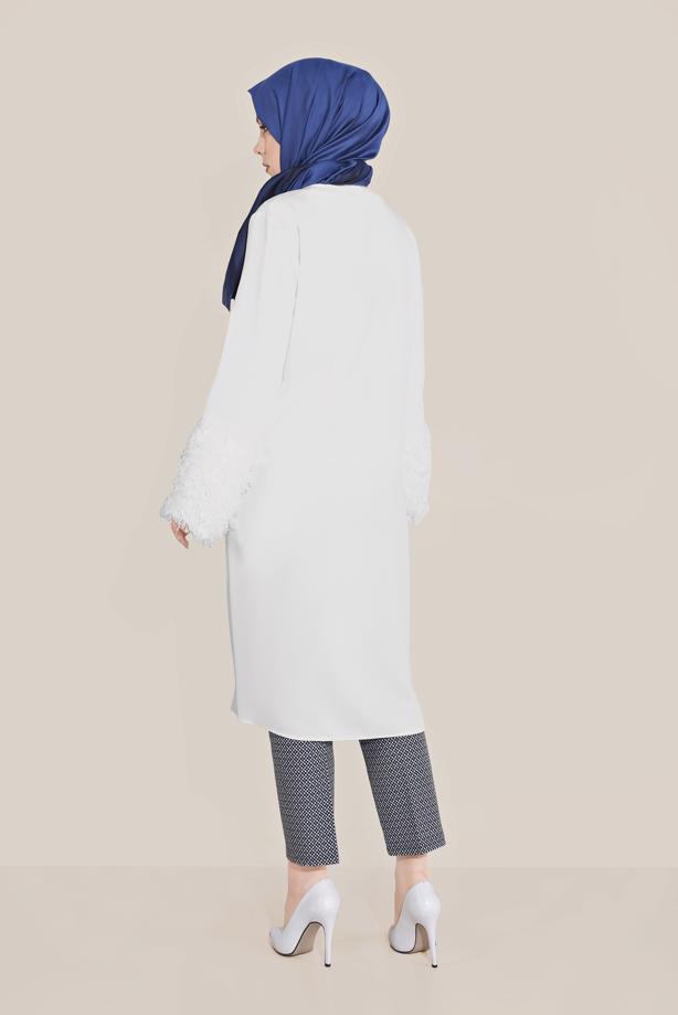 Vêtements hijab CRÈME ALVİNA VESTE À FRANGES 40731 - TRENDTESETTÜR