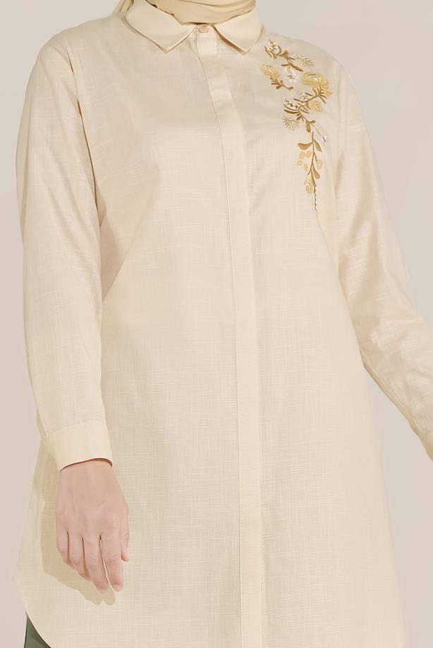 Vêtements hijab BRUN ALVİNA TUNIQUE EN COTON BRODÉ FLORAL À BOUTONS 20047 - TRENDTESETTÜR