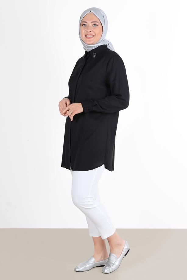 Vêtements hijab NOIR ALVİNA TUNIQUE AVEC COL DÉTAIL GEM 2860 - TRENDTESETTÜR