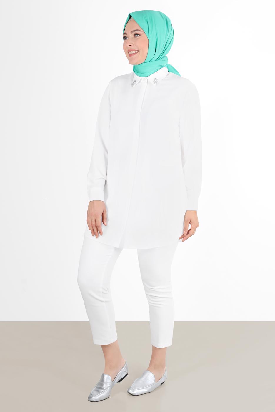 Tesettür giyim KREM ALVİNA YAKASI TAŞ DETAYLI TUNİK 2860 