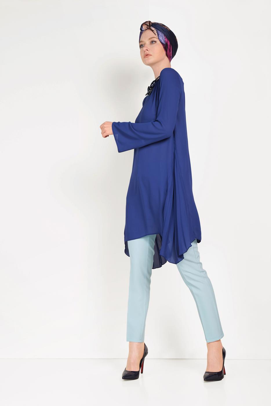 Tesettür giyim LACİVERT ALVİNA PLİSE DETAYLI ASİMETRİK KESİM TUNİK 40443 