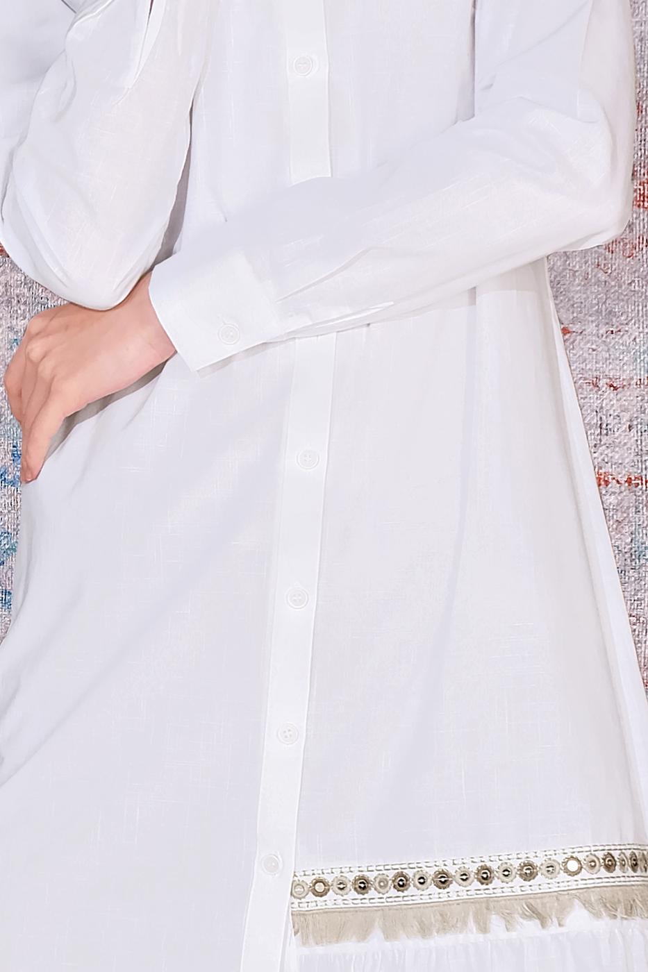 Tesettür giyim BEYAZ ALVİNA NAKIŞ DETAYLI DÜĞMELİ PAMUKLU TUNİK 40593 