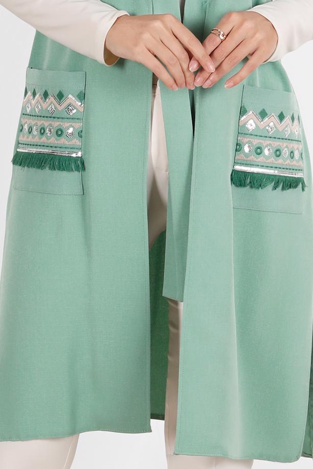 Vêtements hijab VERT ALVİNA GILET AVEC POCHE BRODÉE 40848 - TRENDTESETTÜR