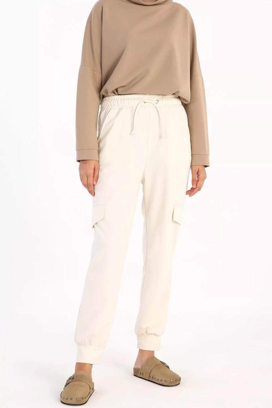 Vêtements hijab CRÈME PANTALON DE SURVÊTEMENT CARGO AVEC POCHES 51037