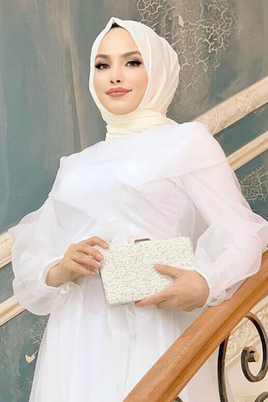 Tesettür giyim EKRU KUŞAKLI TÜLLÜ ABİYE ELBİSE T 4693