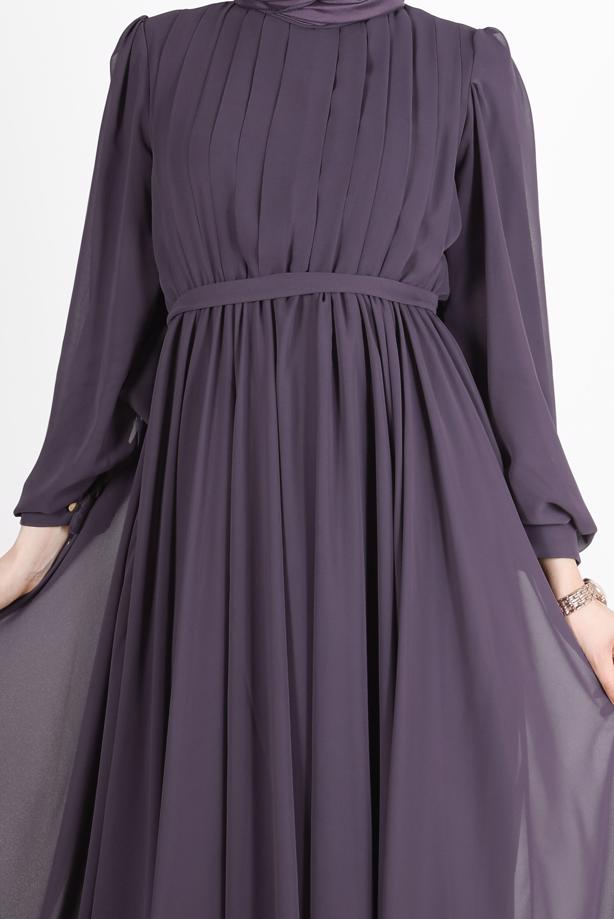 Tesettür giyim  PİLE GÖRÜNÜMLÜ BELİ BÜZGÜLÜ ABİYE ELBİSE 65015  - TRENDTESETTÜR