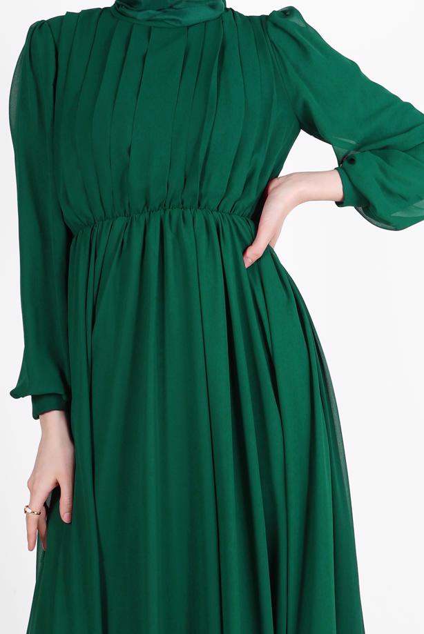 Tesettür giyim  PİLE GÖRÜNÜMLÜ BELİ BÜZGÜLÜ ABİYE ELBİSE 65015  - TRENDTESETTÜR