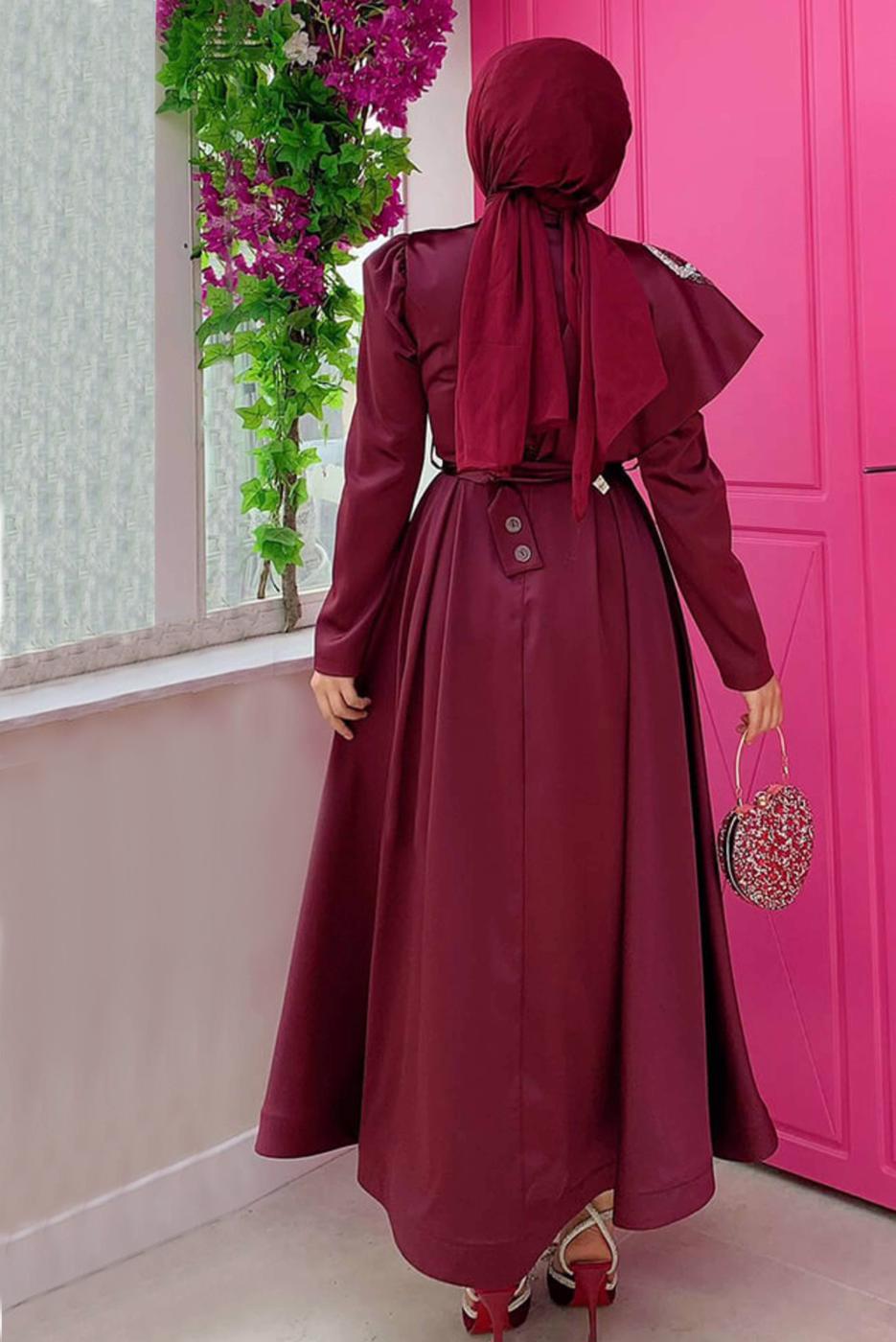 Tesettür giyim BORDO TAŞ DETAYLI VOLANLI ABİYE T 7099