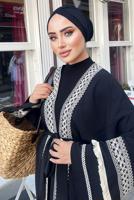 Tesettür giyim SİYAH NAKIŞLI PÜSKÜLLÜ KİMONO 0781 