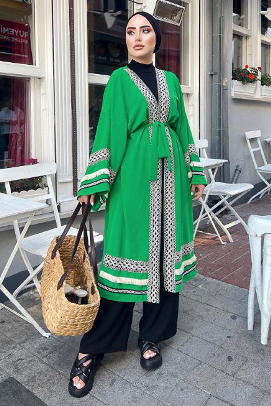 Tesettür giyim YEŞİL NAKIŞLI PÜSKÜLLÜ KİMONO 0781 