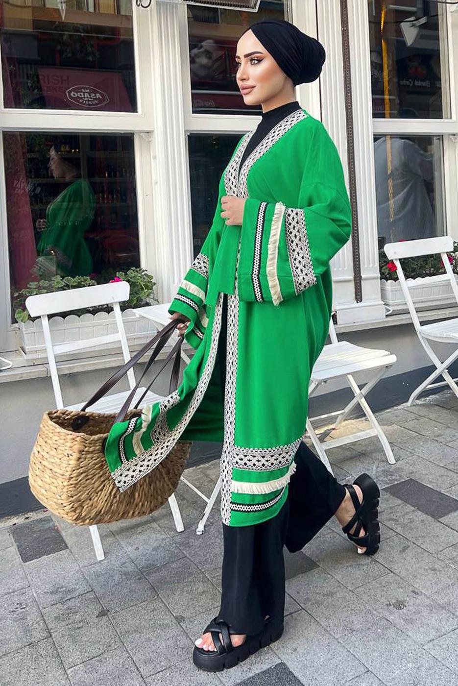 Tesettür giyim YEŞİL NAKIŞLI PÜSKÜLLÜ KİMONO 0781 