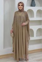 Tesettür giyim VİZON TAŞ DETAYLI PELERİNLİ ELBİSELİ TAKIM T 1563