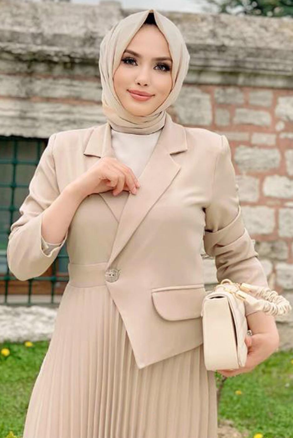 Tesettür giyim BEJ CEKET GÖRÜNÜMLÜ ELBİSE T 0073
