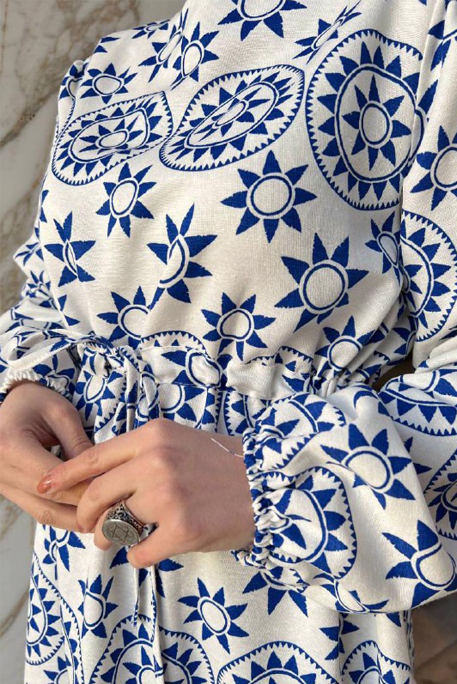 Tesettür giyim MAVİ BASKI DETAYLI KETEN ELBİSE 0357 