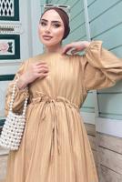 Tesettür giyim KAHVE GÜPÜR DETAYLI BELİ BÜZGÜLÜ ELBİSE 0537 