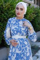 Tesettür giyim LACİVERT KEMERLİ DESENLİ ELBİSE 0552 