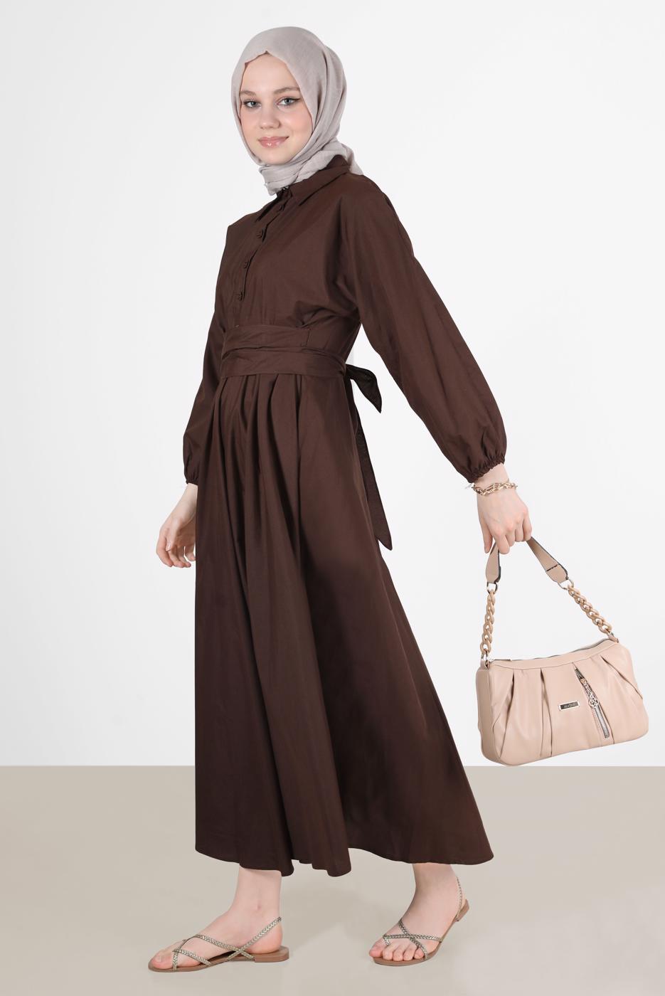 Tesettür giyim KAHVE DÜĞMELİ KUŞAKLI ELBİSE 09005