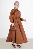 Tesettür giyim KAHVE DÜĞMELİ KUŞAKLI ELBİSE 09005