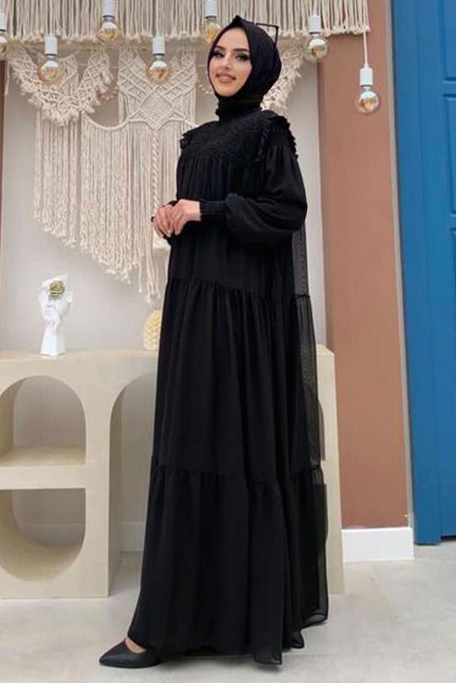 Tesettür giyim SİYAH BÜZGÜLÜ DİK YAKA FIRFIRLI ŞİFON ELBİSE 1153