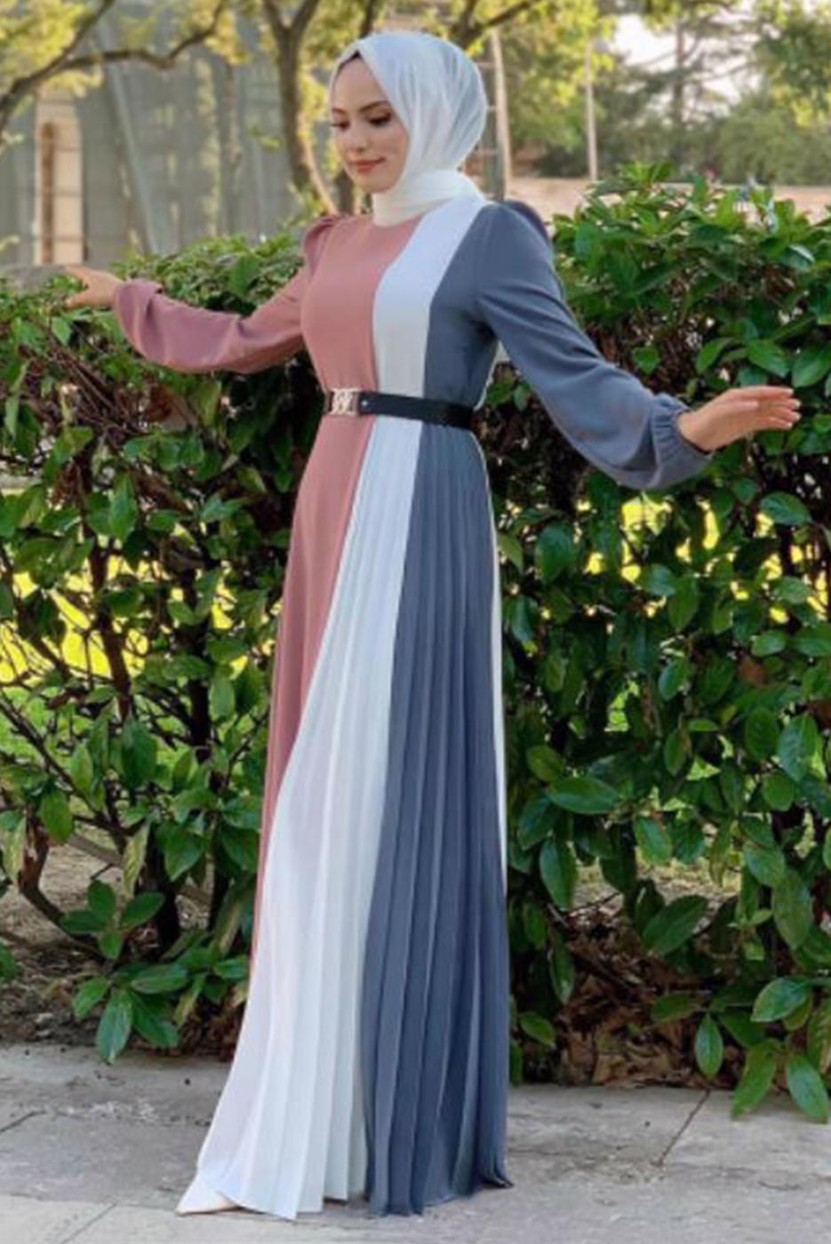 Tesettür giyim GRİ ÜÇ RENKLİ PİLİSELİ ELBİSE T 2263