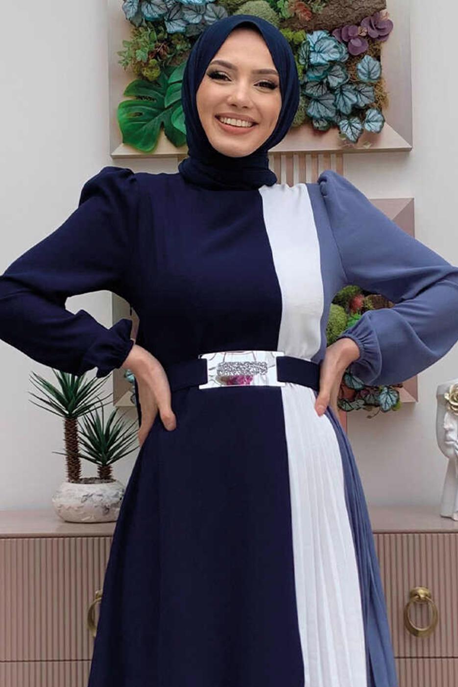 Tesettür giyim LACİVERT ÜÇ RENKLİ PİLİSELİ ELBİSE T 2263