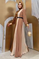 Tesettür giyim TABA ÜÇ RENKLİ PİLİSELİ ELBİSE T 2263