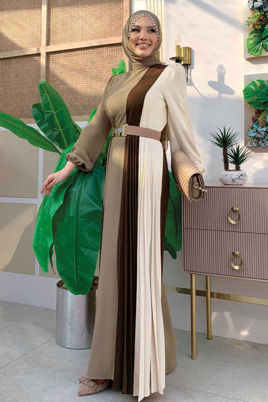 Tesettür giyim VİZON ÜÇ RENKLİ PİLİSELİ ELBİSE T 2263