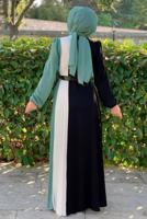 Tesettür giyim YEŞİL ÜÇ RENKLİ PİLİSELİ ELBİSE T 2263
