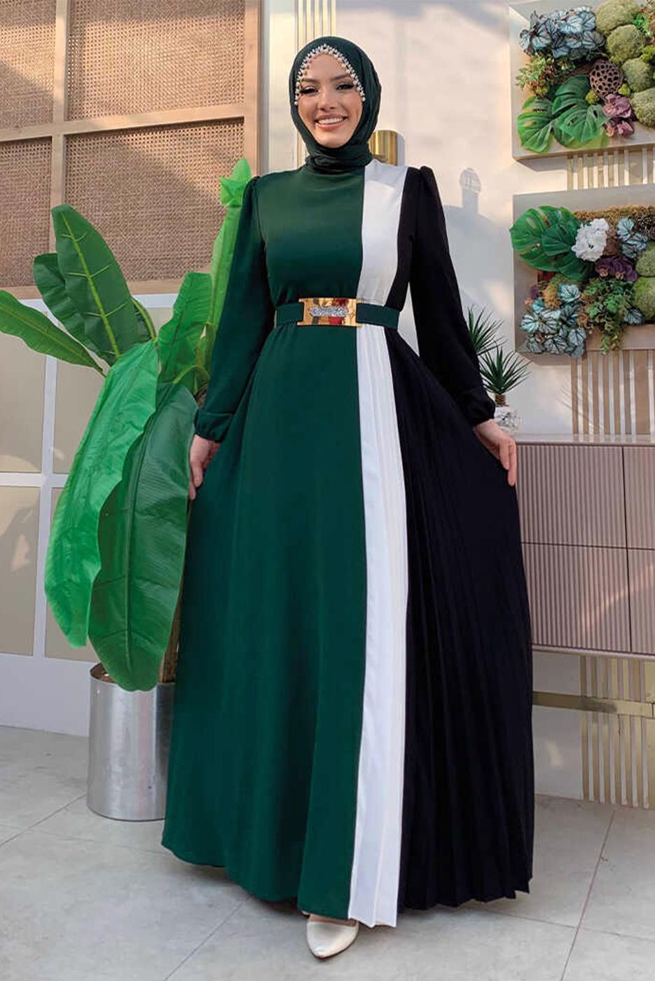 Tesettür giyim YEŞİL ÜÇ RENKLİ PİLİSELİ ELBİSE T 2263