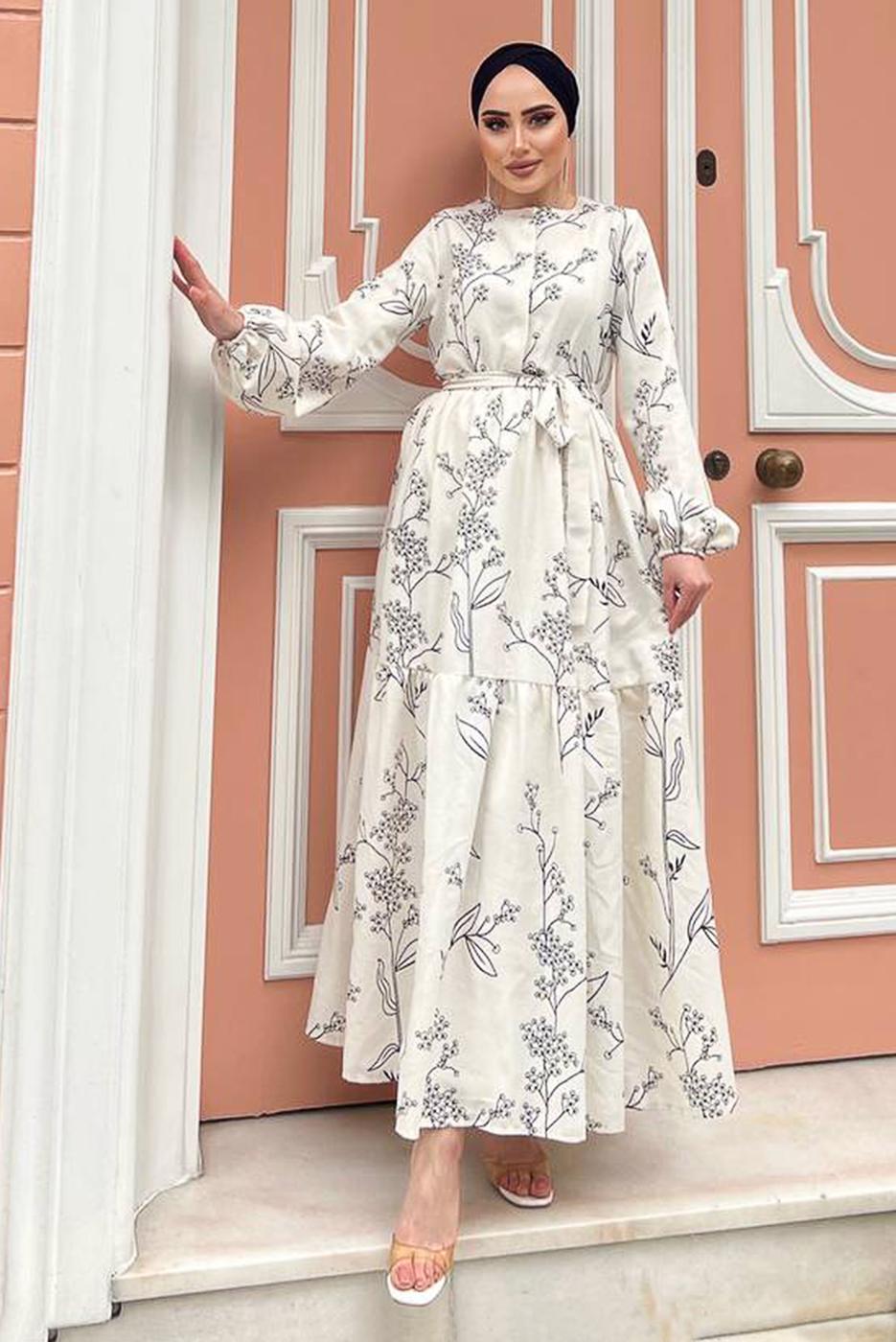 Tesettür giyim KREM GİZLİ DÜĞMELİ DESENLİ PAMUKLU ELBİSE 2338 