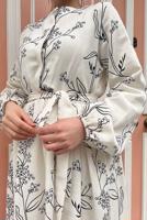 Tesettür giyim KREM GİZLİ DÜĞMELİ DESENLİ PAMUKLU ELBİSE 2338 