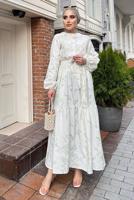 Tesettür giyim KREM GİZLİ DÜĞMELİ DESENLİ PAMUKLU ELBİSE 2338 