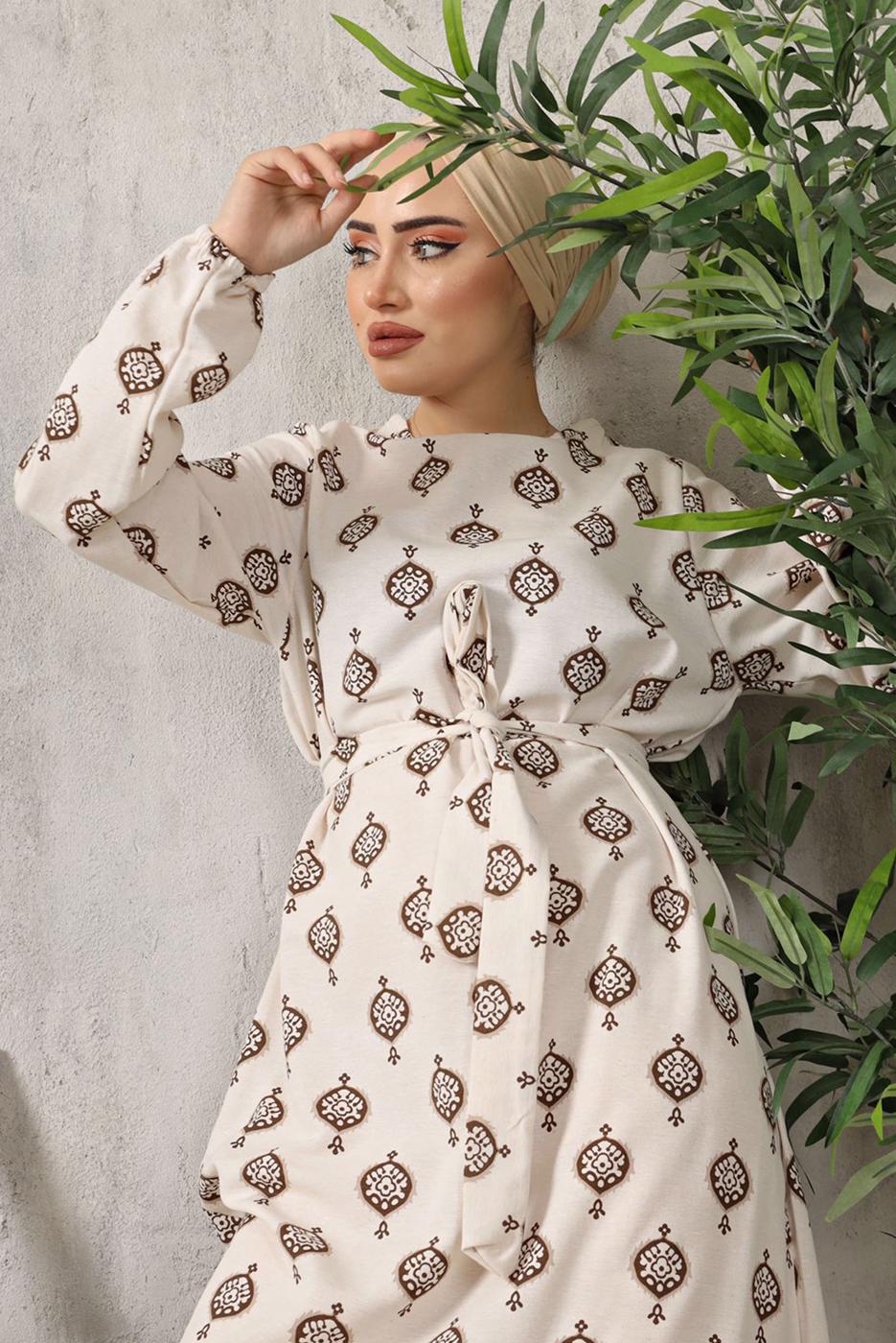 Tesettür giyim KAHVE ETEĞİ BÜZGÜLÜ DESENLİ KETEN ELBİSE 3632 